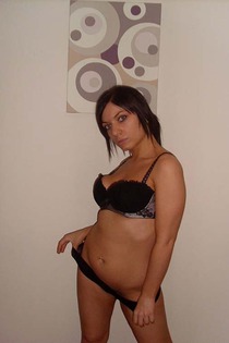 Sexy non nude kinky chicks-09