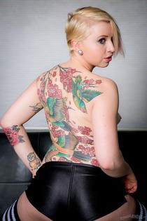 Eidyia Totally Tattooed Glam Stripping-10