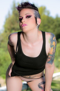 Hot Tattooed Angel Rizzo Ford Stripping Pics Gallery-04