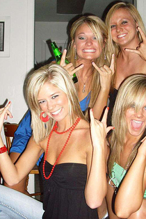 Smashed chicks get dirty-00