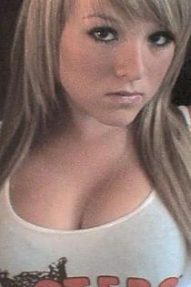 Gorgeous chicks with pairs of bouncy breasts-05