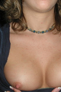 Hot amateur babes with delicious tits showing off-03