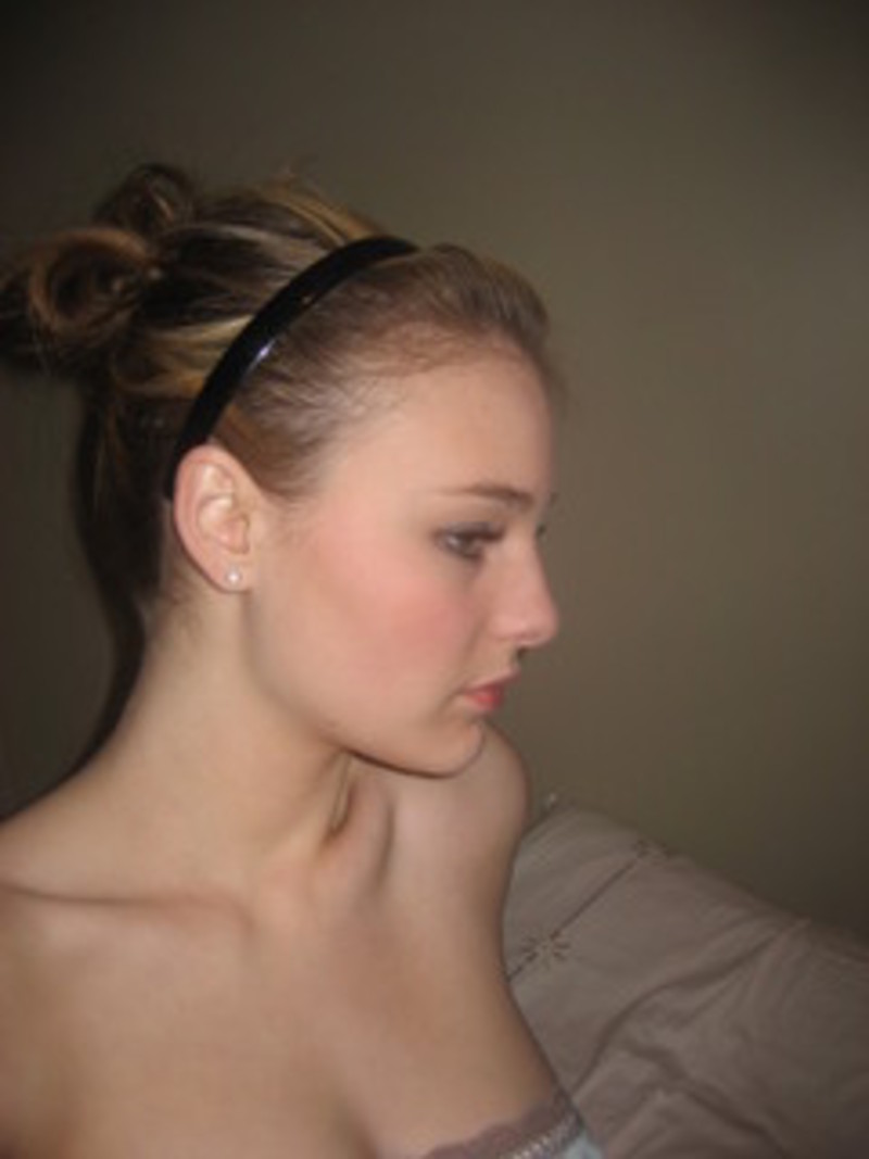 Blonde and brunette selfshooters 16