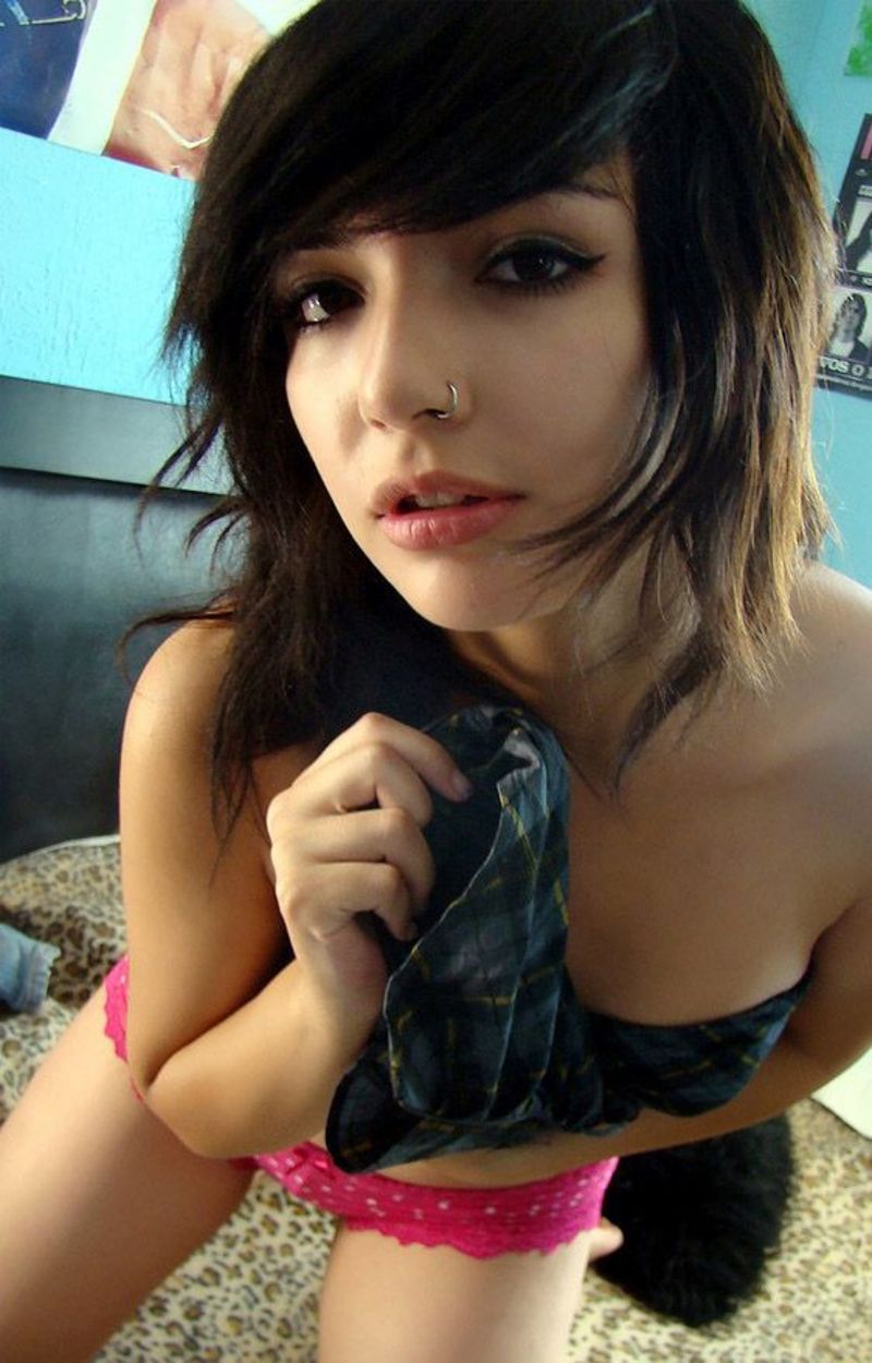 A bunch of hot chicks that you would definitely love to fuck 7