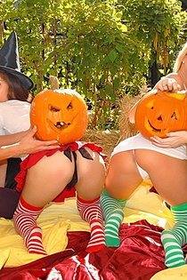 Check out this hot amazing halloween special lesbian fuck fest of hot wet pussy starring aprill nikki and sammie in these hay fu-01