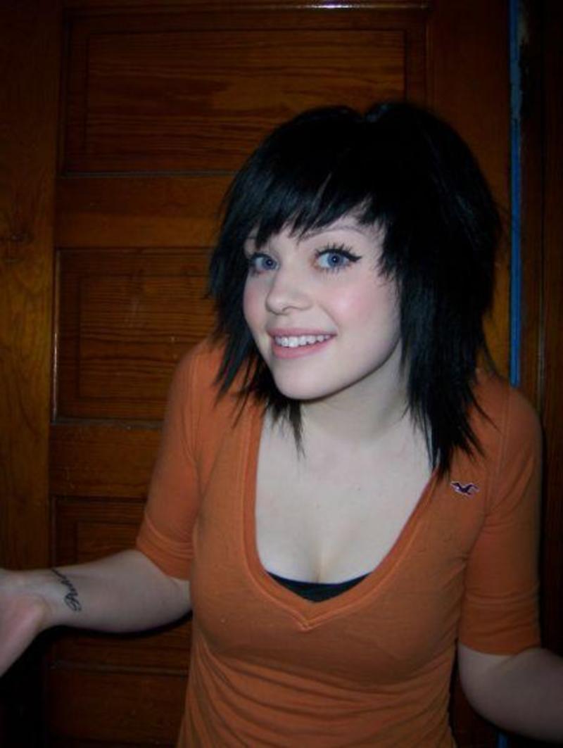 Sexy Emo Girls with Curves 11