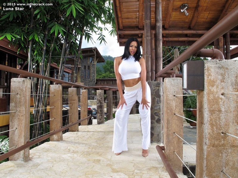 Luna Star Amazing Ass 1