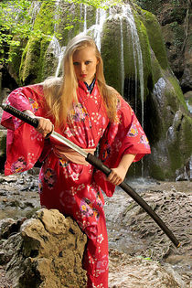 Danielle Waterfall-01