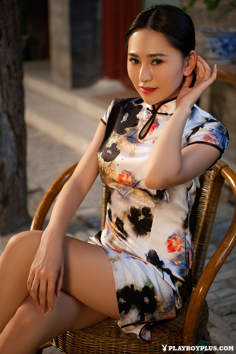 Asian Sensation Vol. 2 15