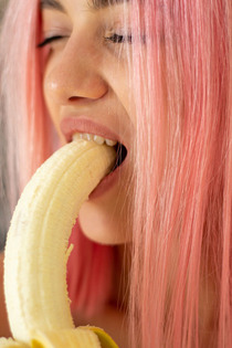 Nude Among the Fruits-12