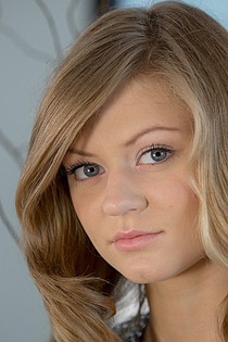 Maria Pie In The Beauty Struck Deep-16